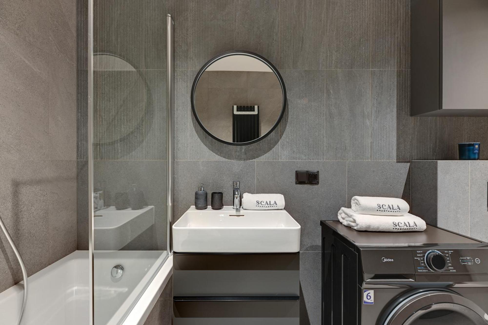 Scala 60C City Center Apartments By Lion Apartments Gdansk Dış mekan fotoğraf