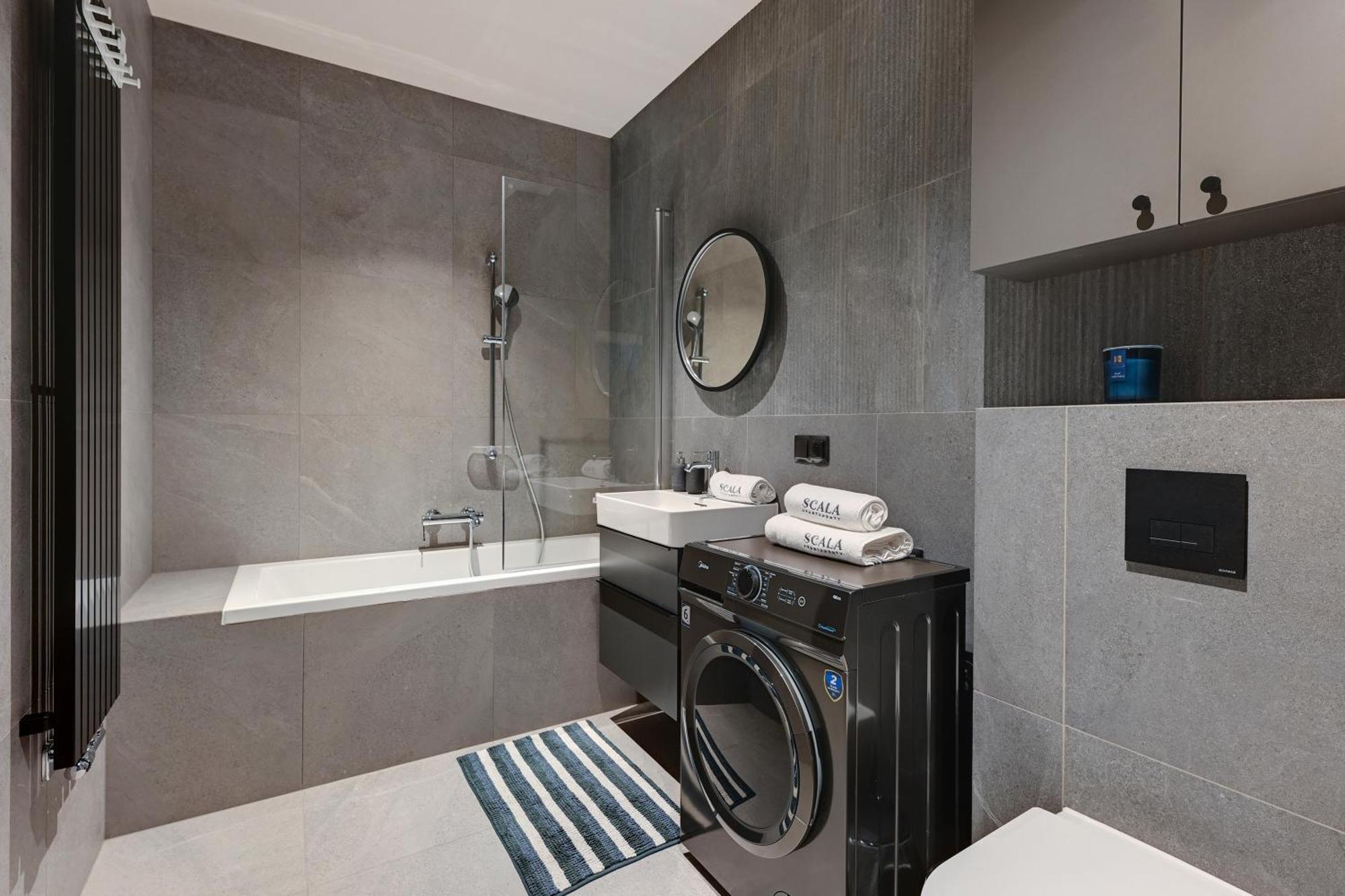 Scala 60C City Center Apartments By Lion Apartments Gdansk Dış mekan fotoğraf